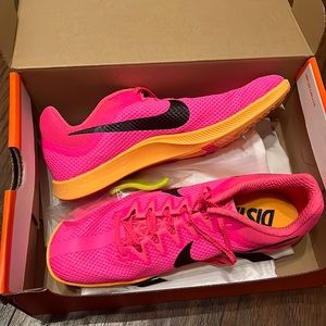 Nike track shoes size 7.5 NIB